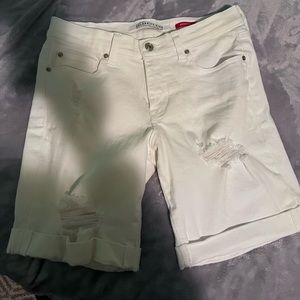 Celebrity pink white shorts size 5 (27)